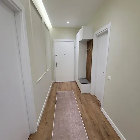 Comfort تيرانا